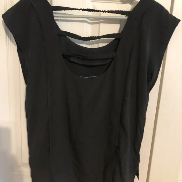 American Eagle Outfitters black top size small - Picture 1 of 4